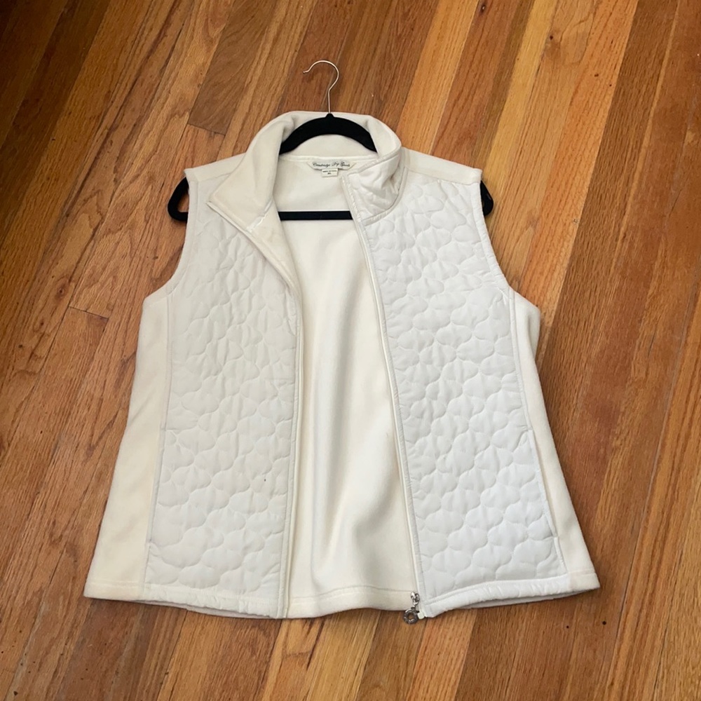 White vest